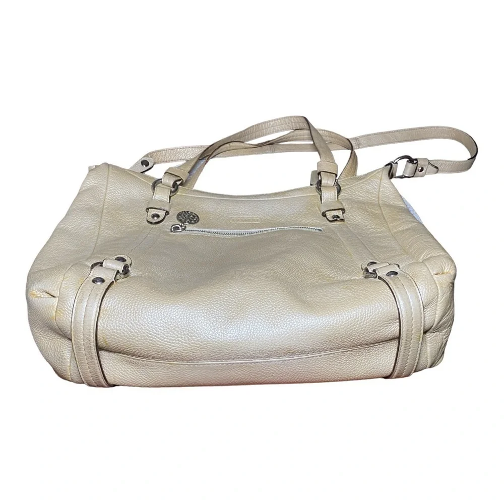 Coach Leather Shoulder Bag With Strap